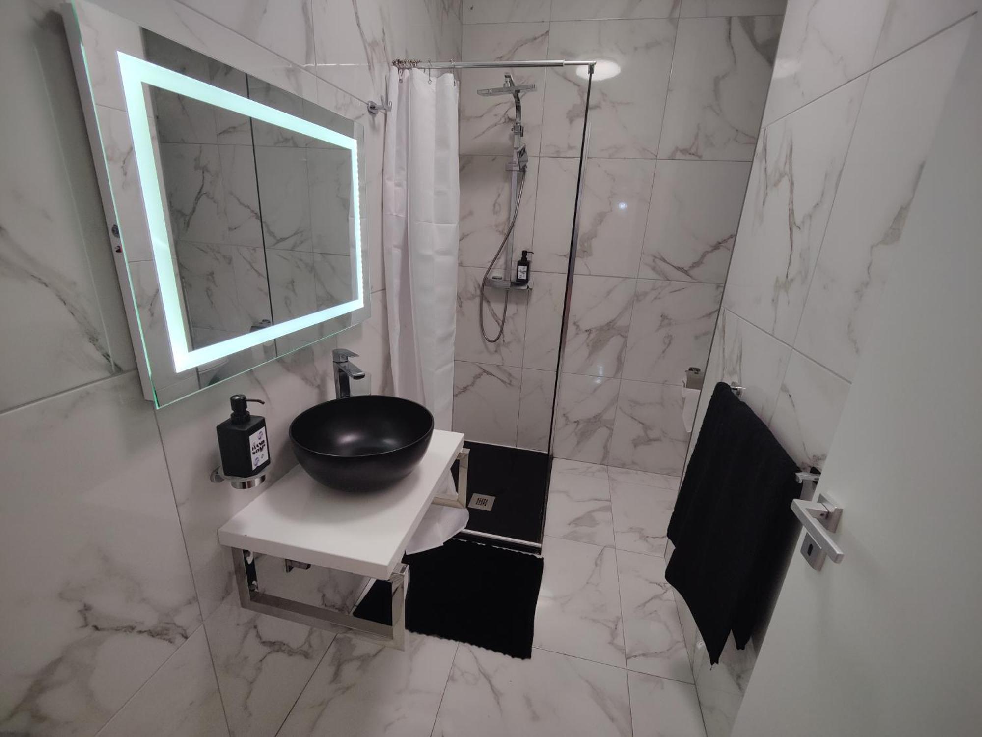 Central Modern Sliema 2 Bedroom Apartment المظهر الخارجي الصورة