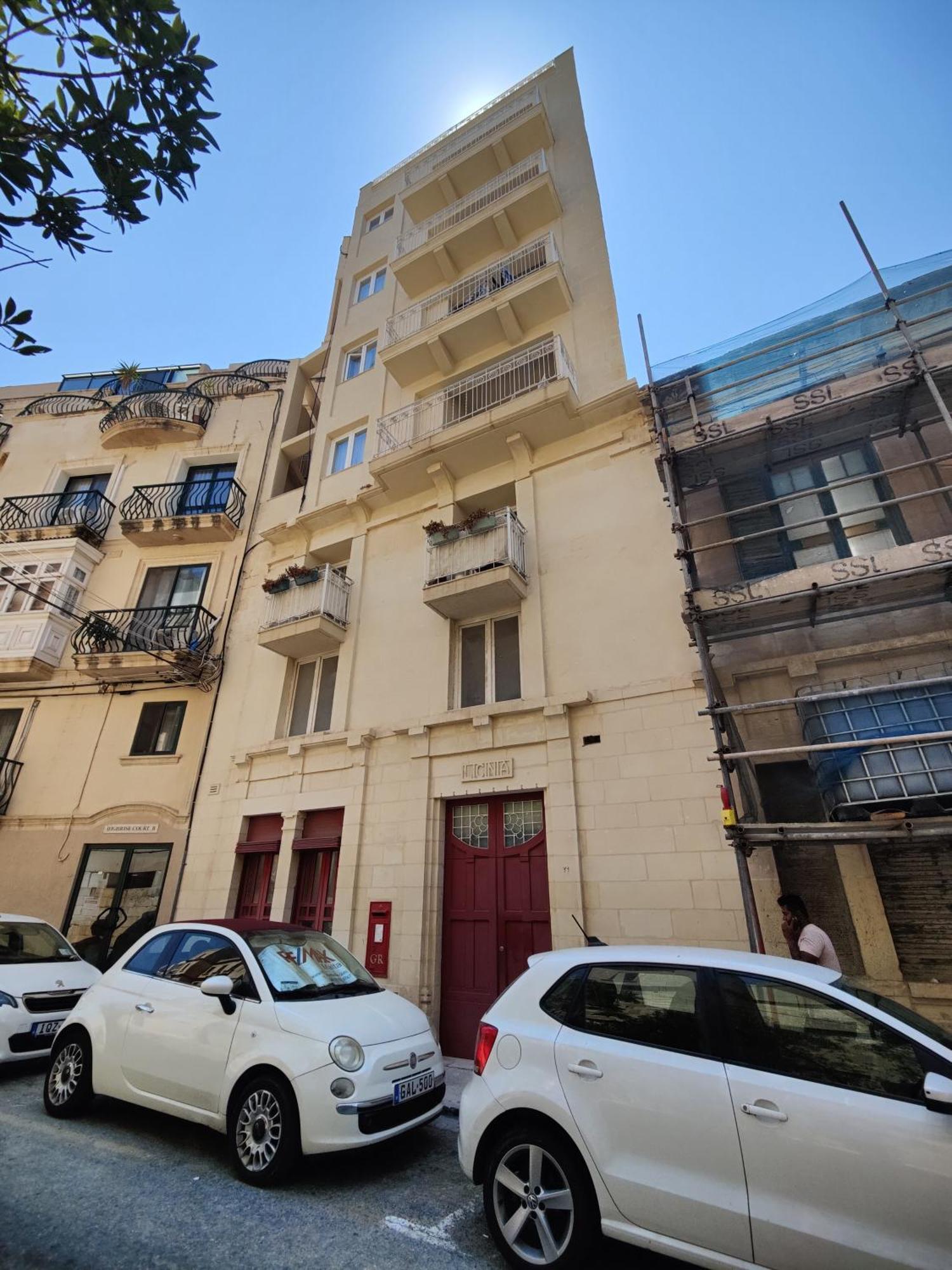 Central Modern Sliema 2 Bedroom Apartment المظهر الخارجي الصورة